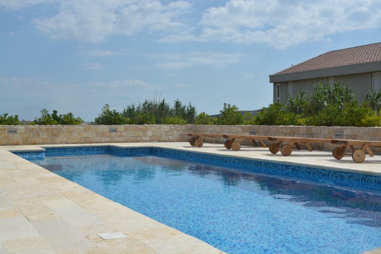 Villa Antea - Modern House With Pool Pag Town Eksteriør billede